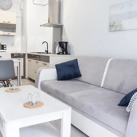 Al-dom Apartament Lazur Z Miejscem Parkingowym Apartment