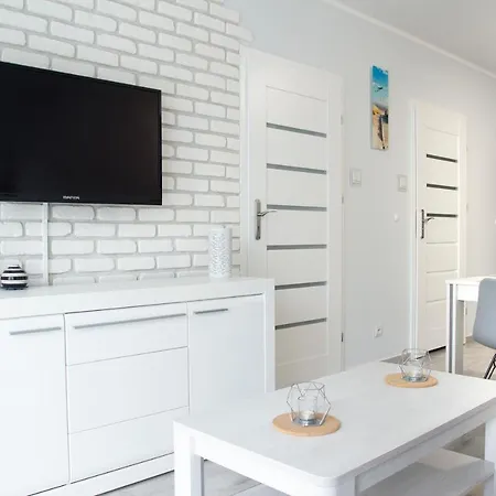 Al-dom Apartament Lazur Z Miejscem Parkingowym Apartment *